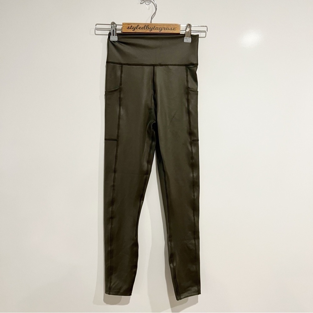 NWT Abercrombie & Fitch Contour Shine Legging